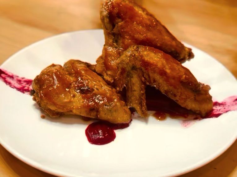 TapTap Creole Wings